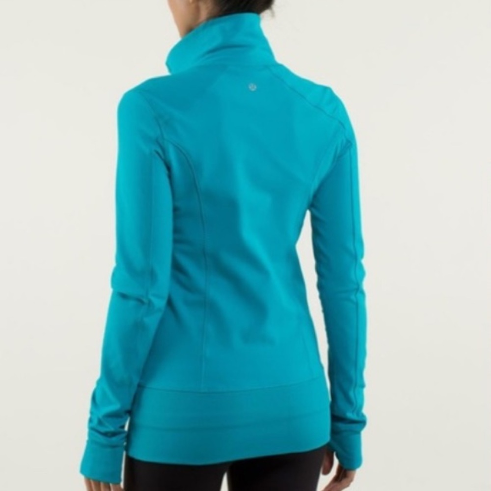 Lululemon Runderful 1/2 Zip
Space Dye Camo Berry Rumble Multi / Black - Picture 2 of 6